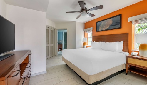 2 Bedroom Ocean Front Suite with 2 Kings