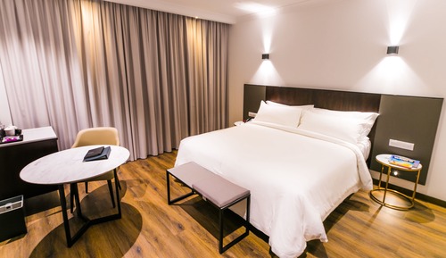 Signature Superior King Room