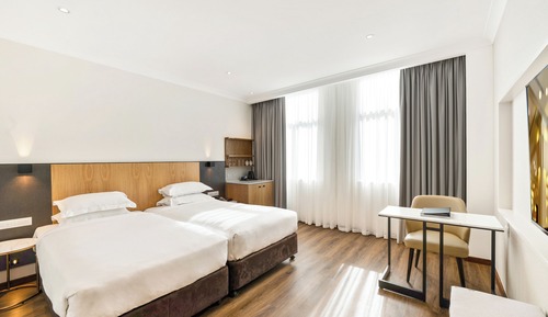 Signature Superior Twin Room