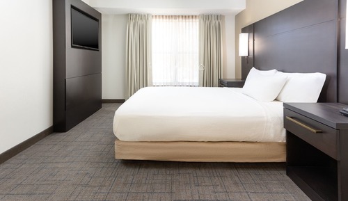 Suite, 1 Queen Bed with Sofa bed, Non Smoking