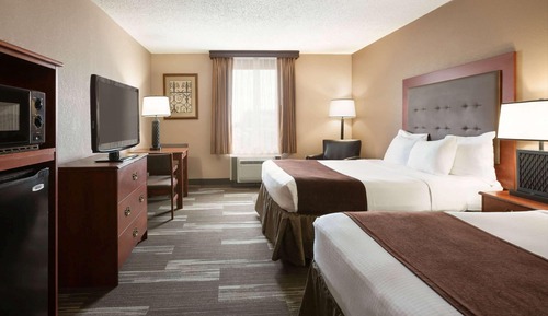 Room, 2 Queen Beds, Non Smoking (Pet Friendly Room)