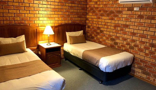 2 Bedroom Family Spa Suite