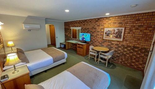 Standard Room - 1 Queen Bed and 1 Twin Bed or 1 Queen Bed