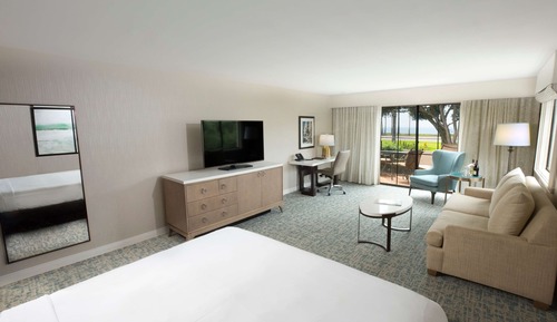 Room, 1 King Bed, Accessible, Ocean View (Roll-In Shower)