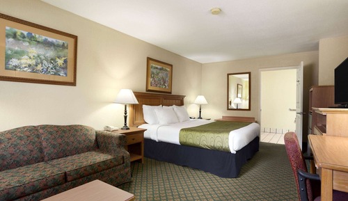 Room, 1 King Bed, Accessible, Non Smoking (Mobility)