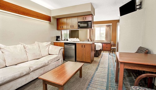 Studio Suite, 1 Queen Bed, Accessible, Non Smoking (Mobility Accessible)