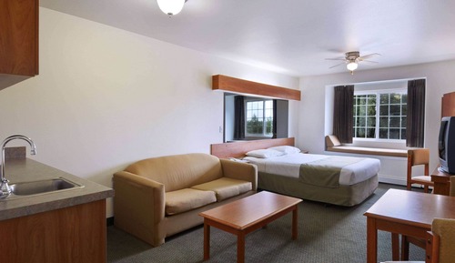Standard Room, 1 Queen Bed with Sofa bed, Non Smoking