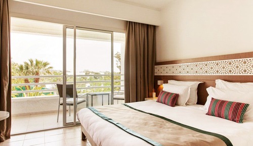 Standard Double Room Single Use, Private Bathroom, Garden View