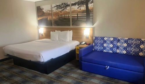 Studio Suite, 1 King Bed, Non Smoking