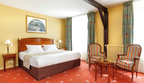 Castle Suite
