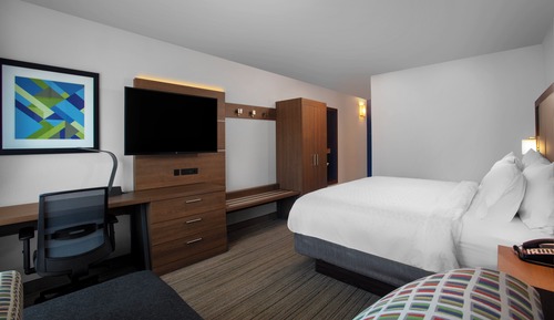 Standard Room, 1 King Bed, Ground Floor