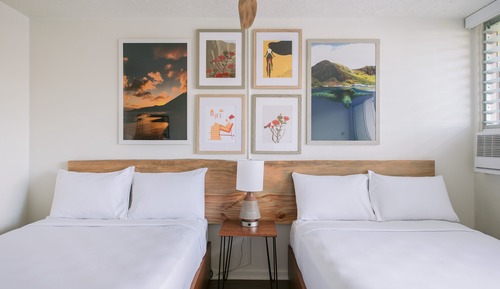 Peaceful 2 Double Beds Room
