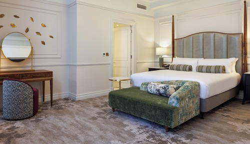 Junior Suite, 1 King Bed