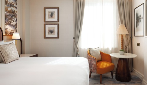 Deluxe Room, 1 King Bed