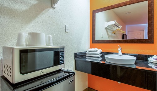 Standard Room, 2 Double Beds, Smoking