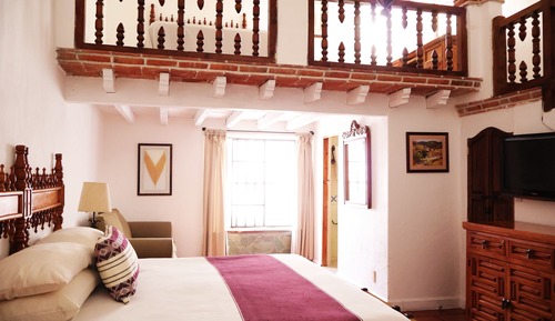 Junior Studio Suite