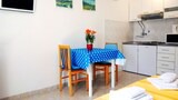 Studio, 1 Queen Bed with Sofa bed, Patio
