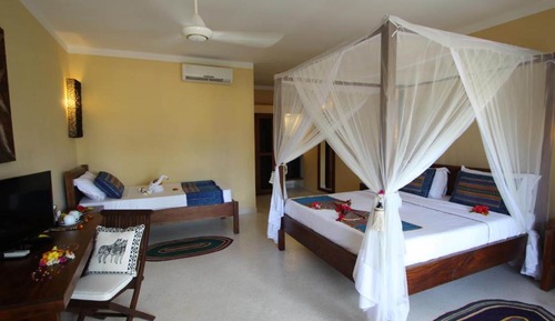 Deluxe Triple Room