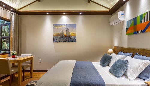 Standard Suite, 1 King Bed