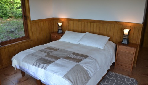 Premium Cabin, 3 Bedrooms, 2 Bathrooms, Partial Lake View
