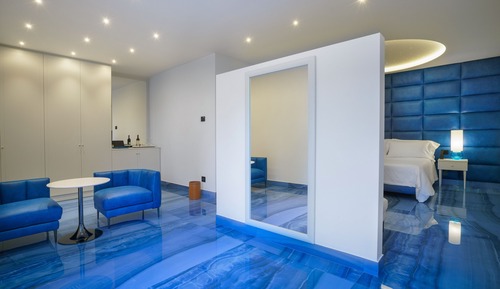 Suite, 1 King Bed (Double room with)