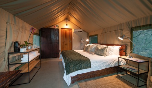 Standard Safari-Style Tent 3