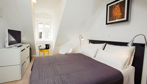 Room in attic, City view