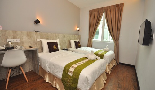 Deluxe Twin Room