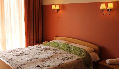 Double Room with Spa Bath