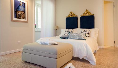 Deluxe Double Room with Shower