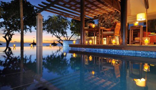 Luxury Beachfront Pool Suite with Heated Pool