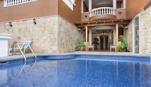 Three-Bedroom Three-Bath Panoramic Ocean Sunset View - Penthouse