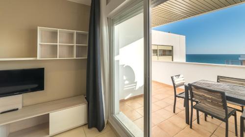 Apartment (2-3 Adults)
