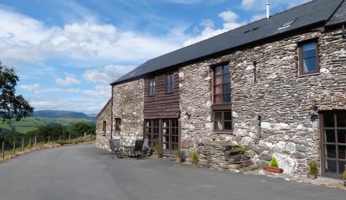 Three-Bedroom Holiday Home 