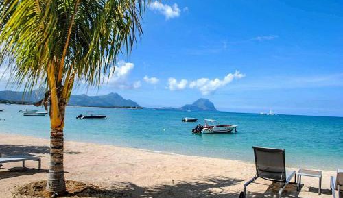 Beach Front Duplex 1 or 3 Bedrooms