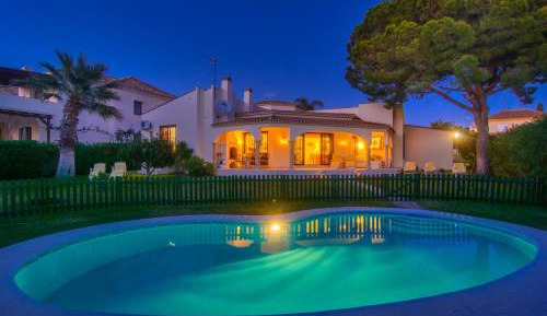 Villa - Beach Front