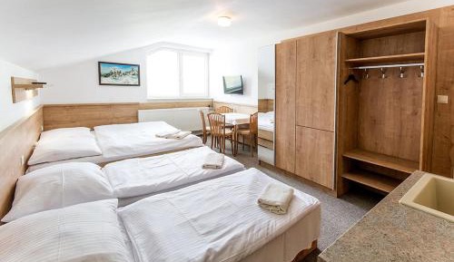 Quadruple Room with Shower