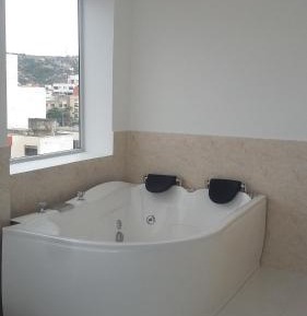 Suite with Hot Tub