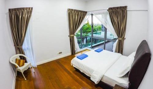 3 Bedroom Deluxe Apartment