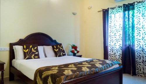 Deluxe Suite with Balcony