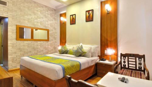 Deluxe Queen Room with Two Queen Beds