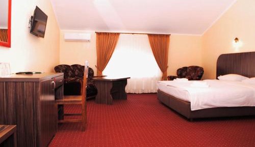 Large Double or Twin Room