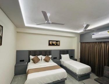 Family Room with Private Bathroom