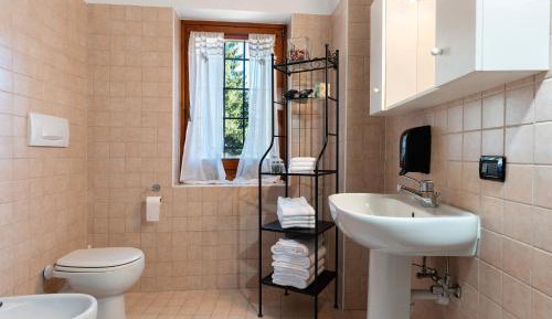 Superior One-Bedroom Apartment