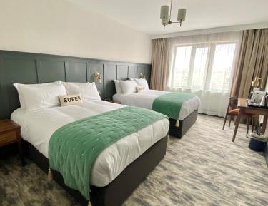 Superior Twin Room