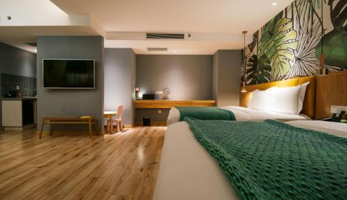Deluxe Family Room
