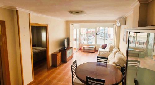 Three-Bedroom Apartment with Balcony