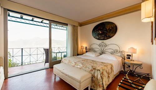 Double Room with Lake View