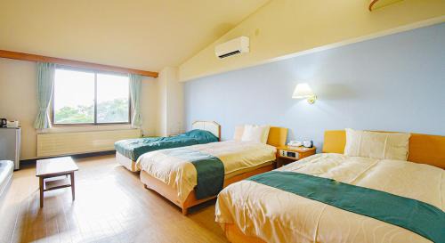 Triple Room with Garden View