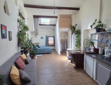One-Bedroom House